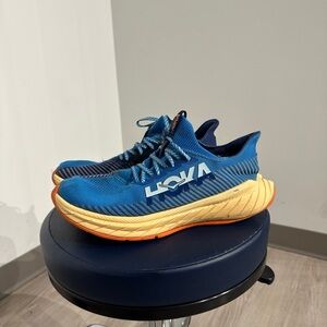 Hoka Carbon X
